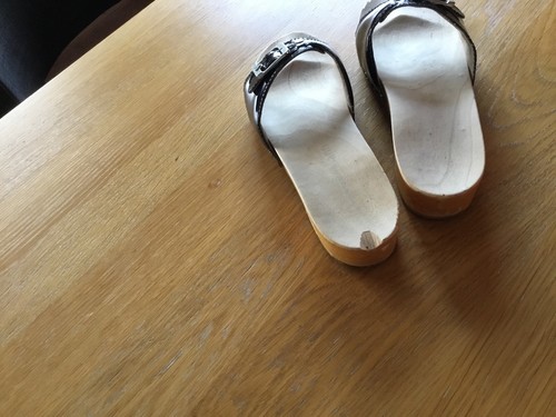 Holzslipper schwarz - holzslipper,